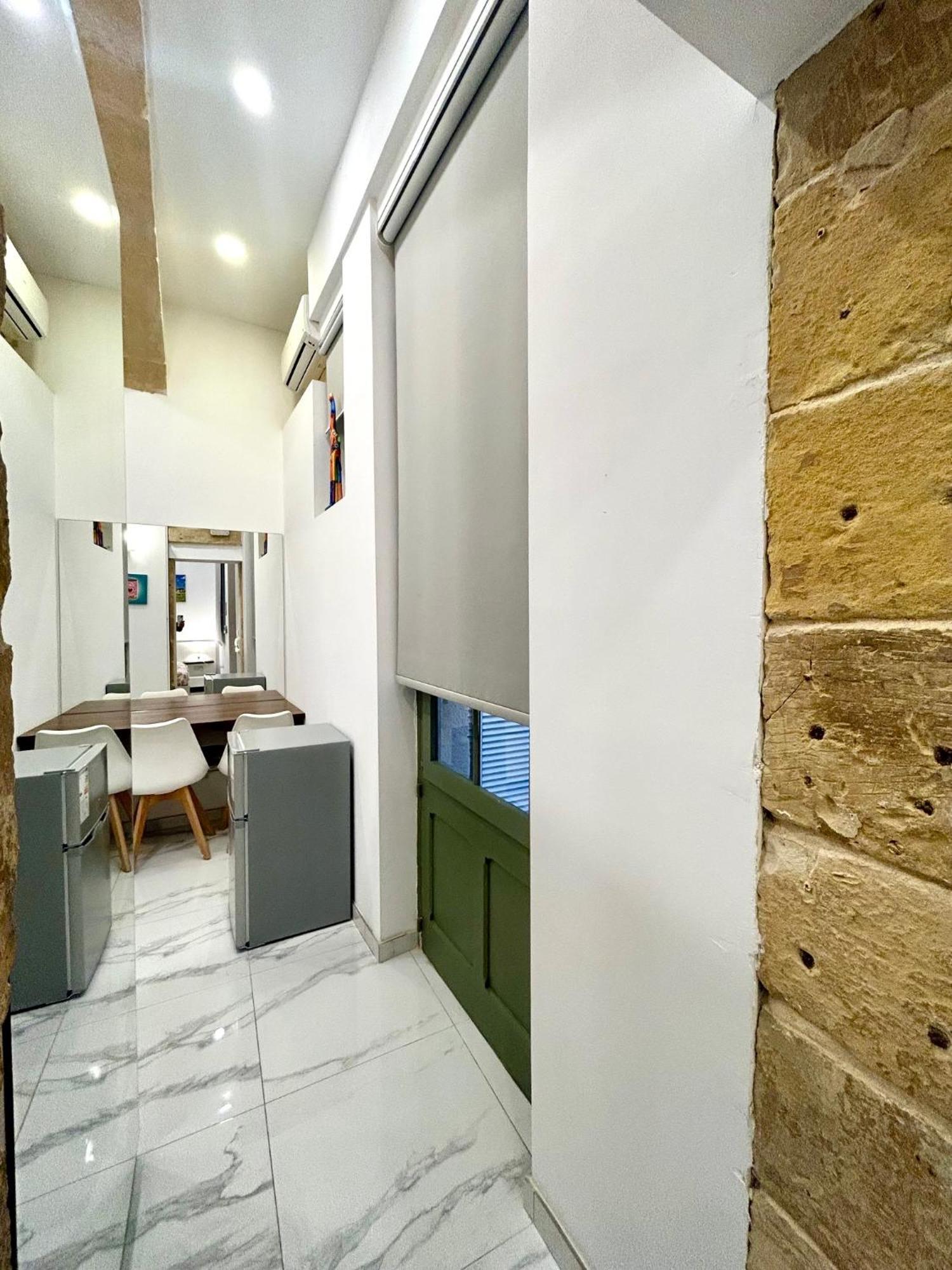 Tritoni Harbour Suites - Valletta Exteriör bild