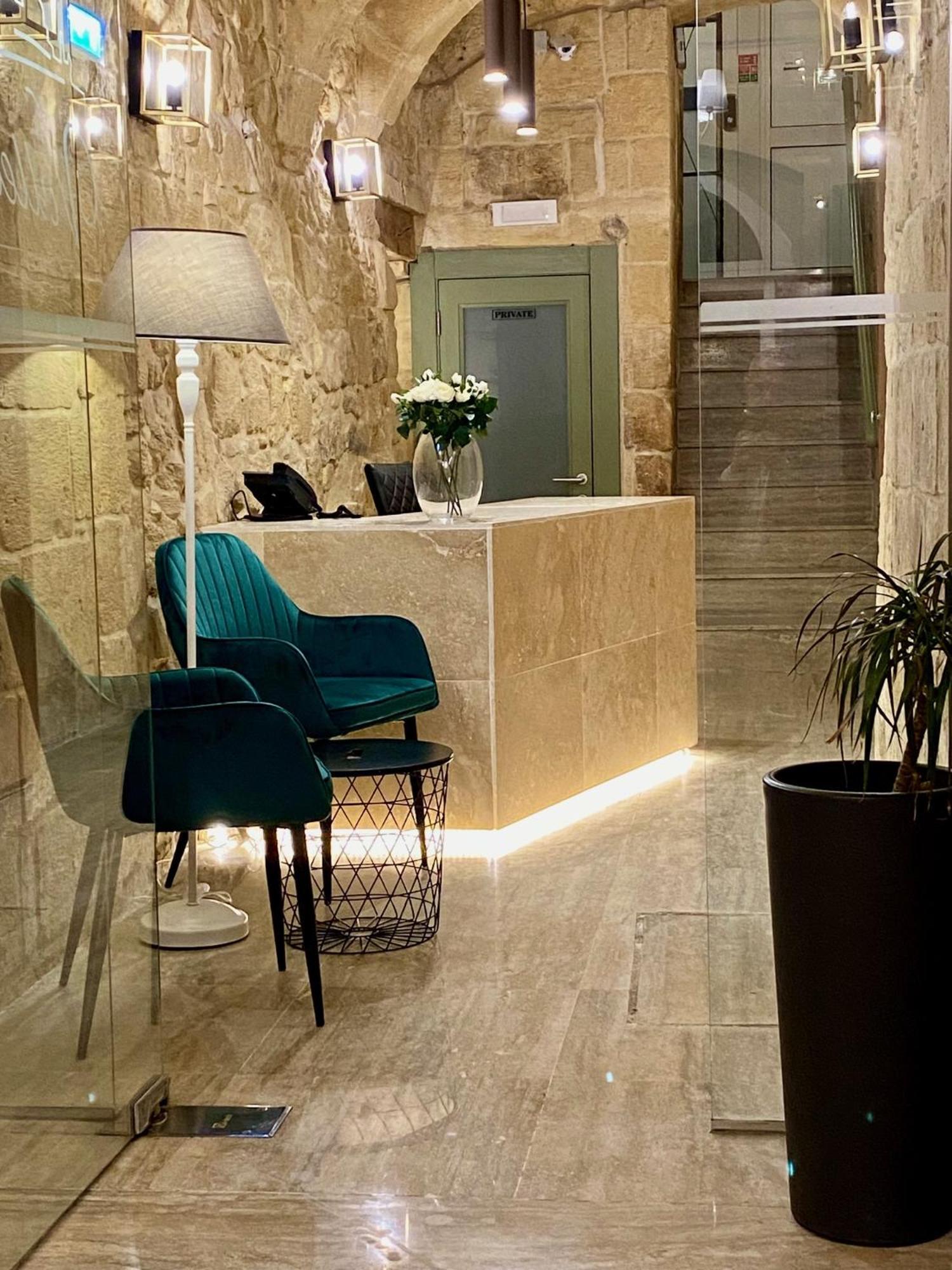 Tritoni Harbour Suites - Valletta Exteriör bild